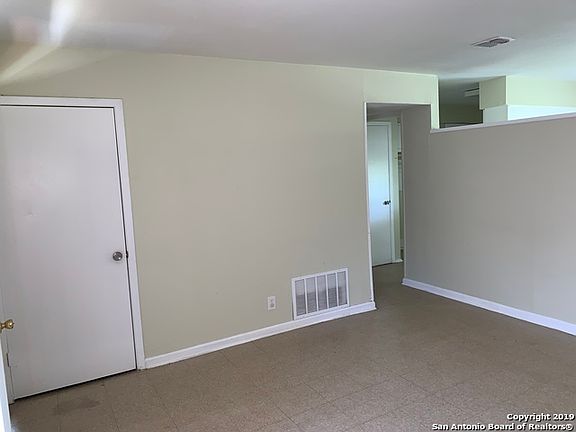 3rd image of 5030 Galahad Dr