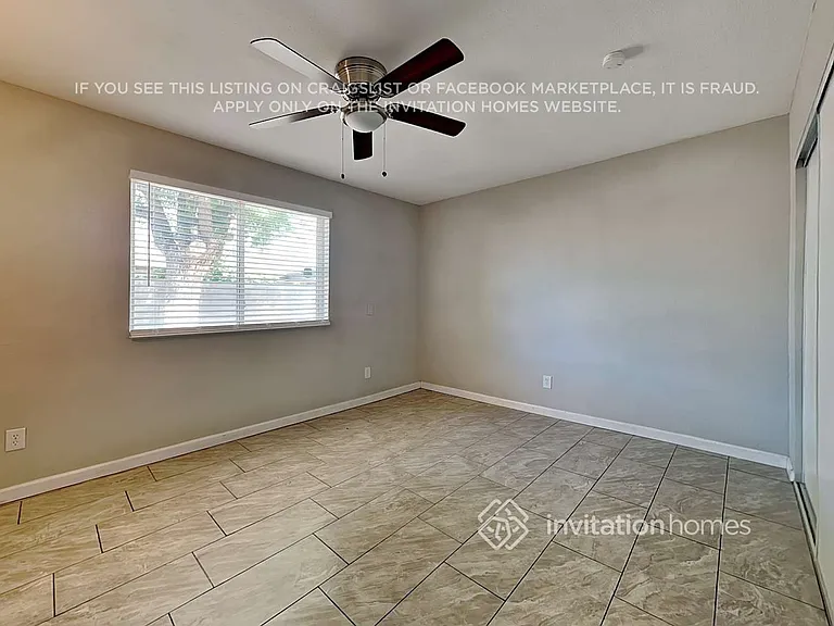 4143 N 74th Dr — Photo 9