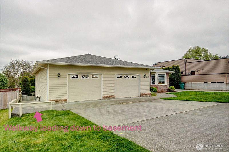 3rd image of 3805 N Avenue W