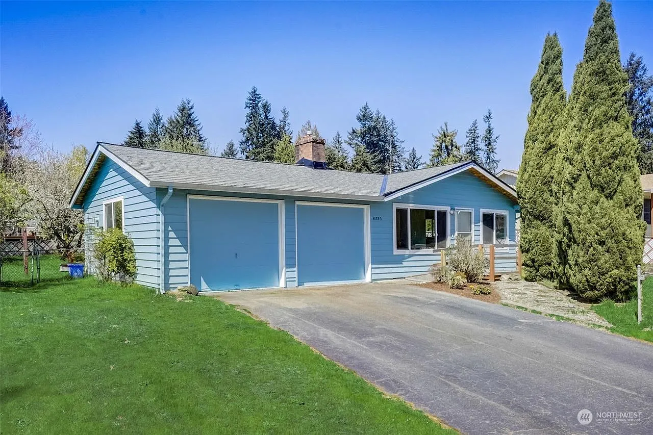 3 bed, 1450 sqft, $2,880 — Photo 1
