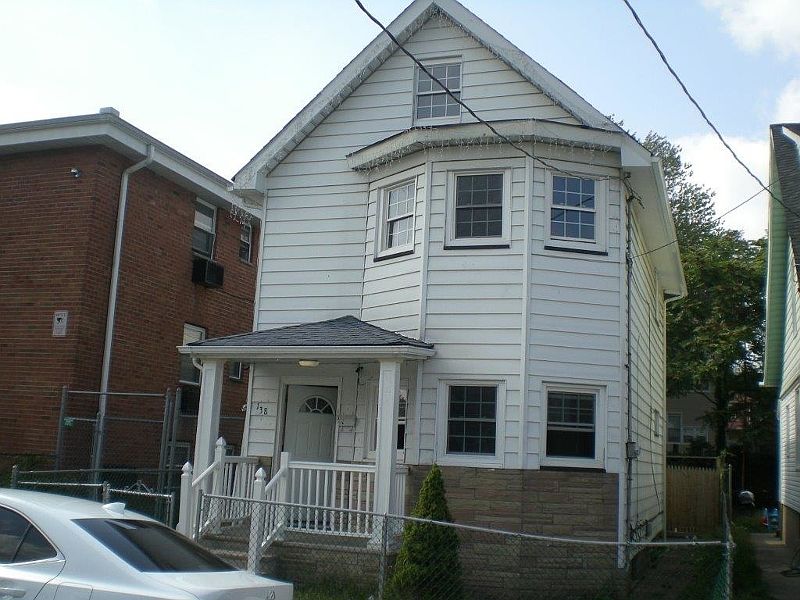 1st image of 138 E 32ND ST