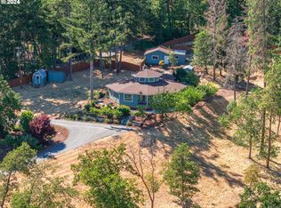 7776 Riverbanks Rd, Grants Pass, OR 97527