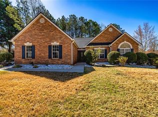 409 Hunting Ridge Way, Ellenwood, GA 30294