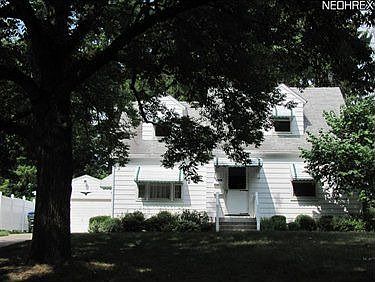1st image of 2529 Chestnut Blvd