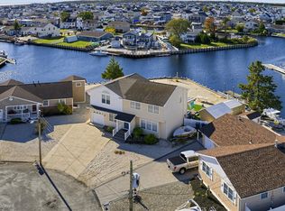 32 S Boston Dr, Little Egg Harbor, NJ 08087