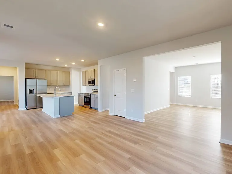 Quinn Residences at Snapping Shoals — Photo 68