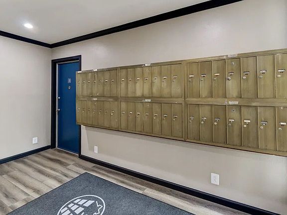 5th image of 470 S 11th St APT 42
