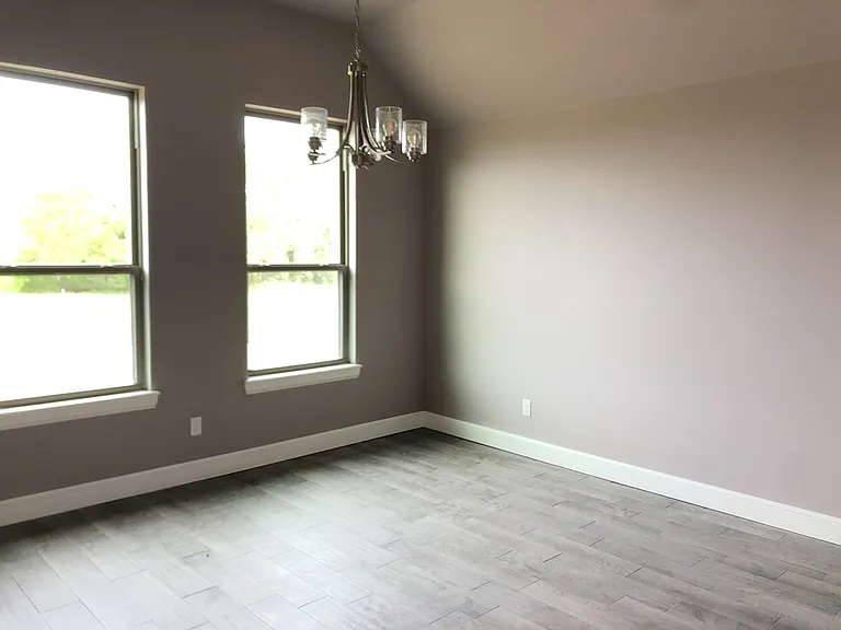 1540 Savannah Cir — Photo 12