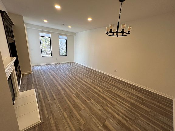 4th image of 5625 Crescent Park W APT 416