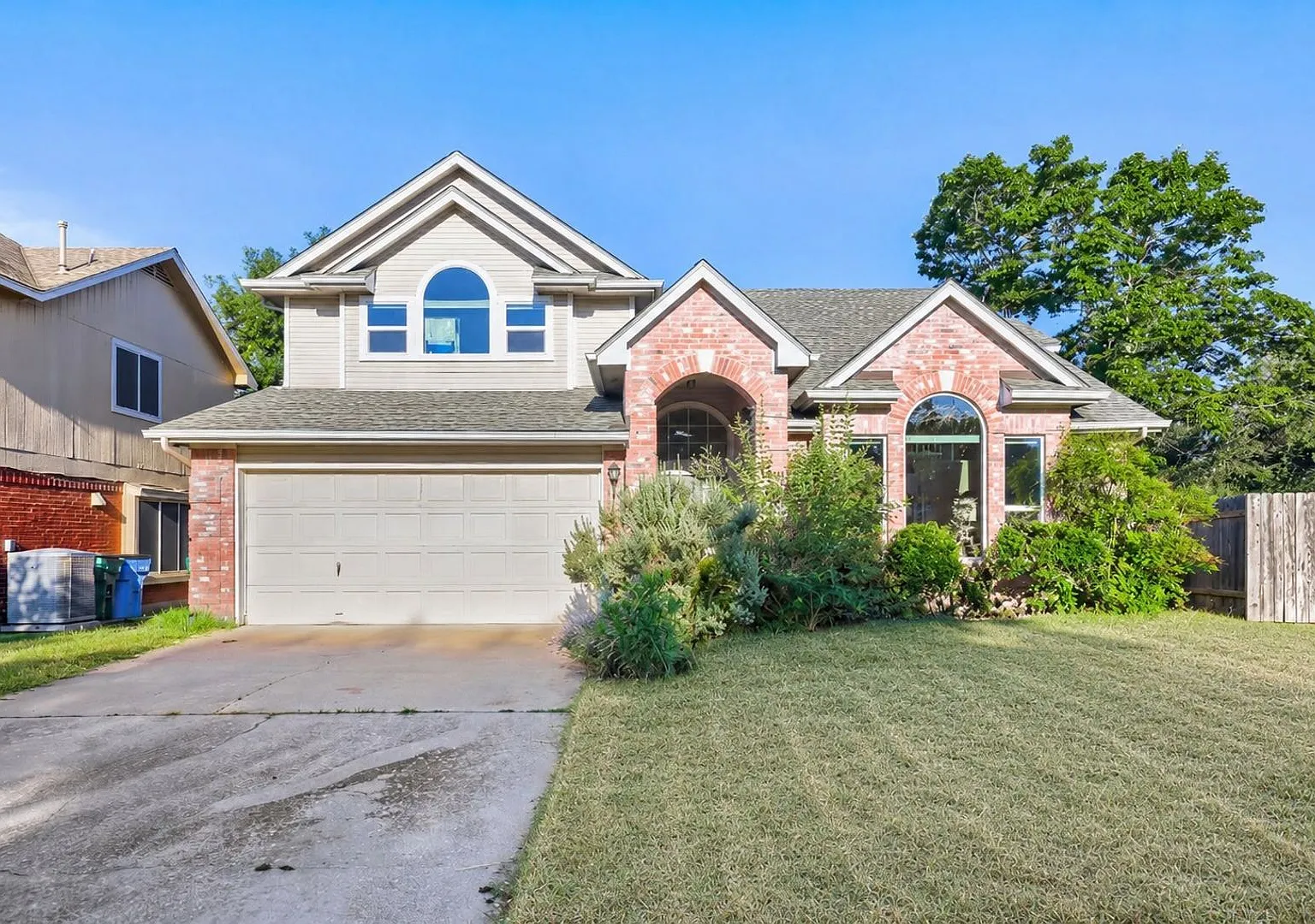 Pfantastic 3 Bedroom, 2.5 Bath, 2-Story Home in Pflugerville! — Photo 1