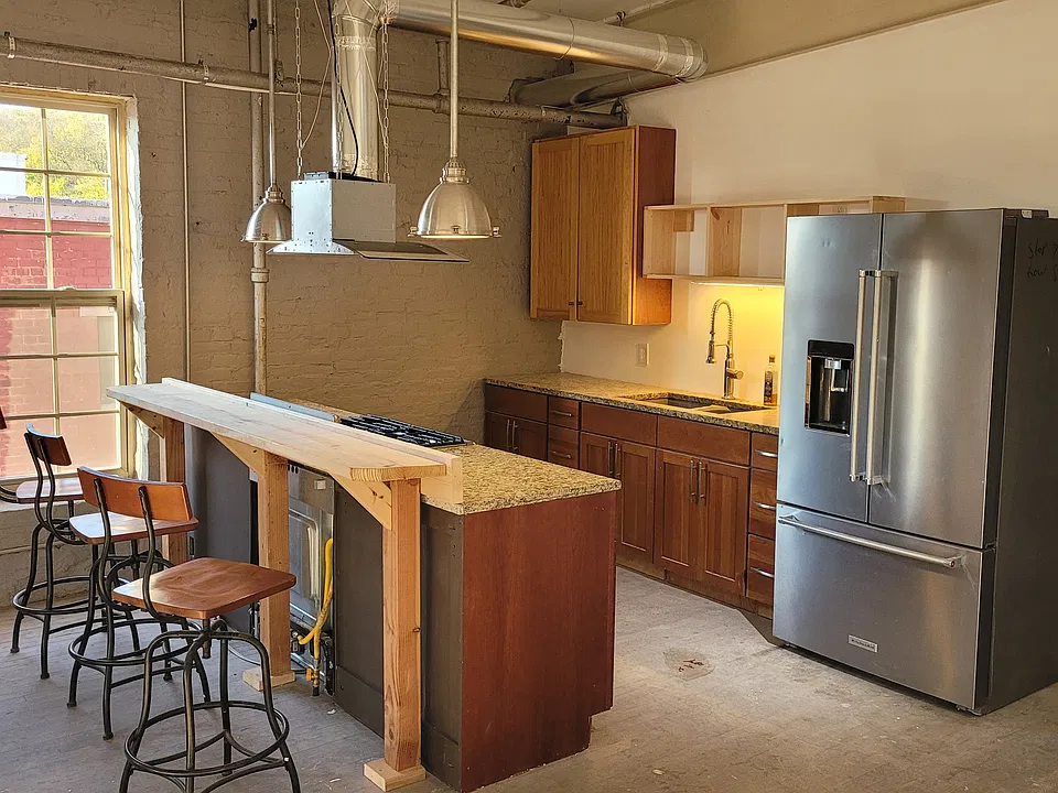 24 W McMicken Ave #L