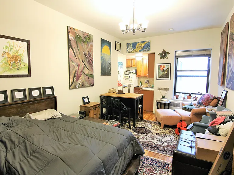 303 W 92nd St #3B — Photo 1