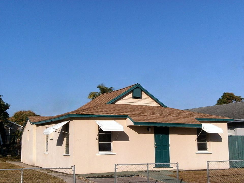 1st image of 329 N D Street