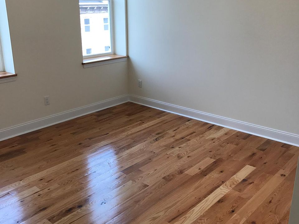 2nd image of 2020 Race St APT 1F