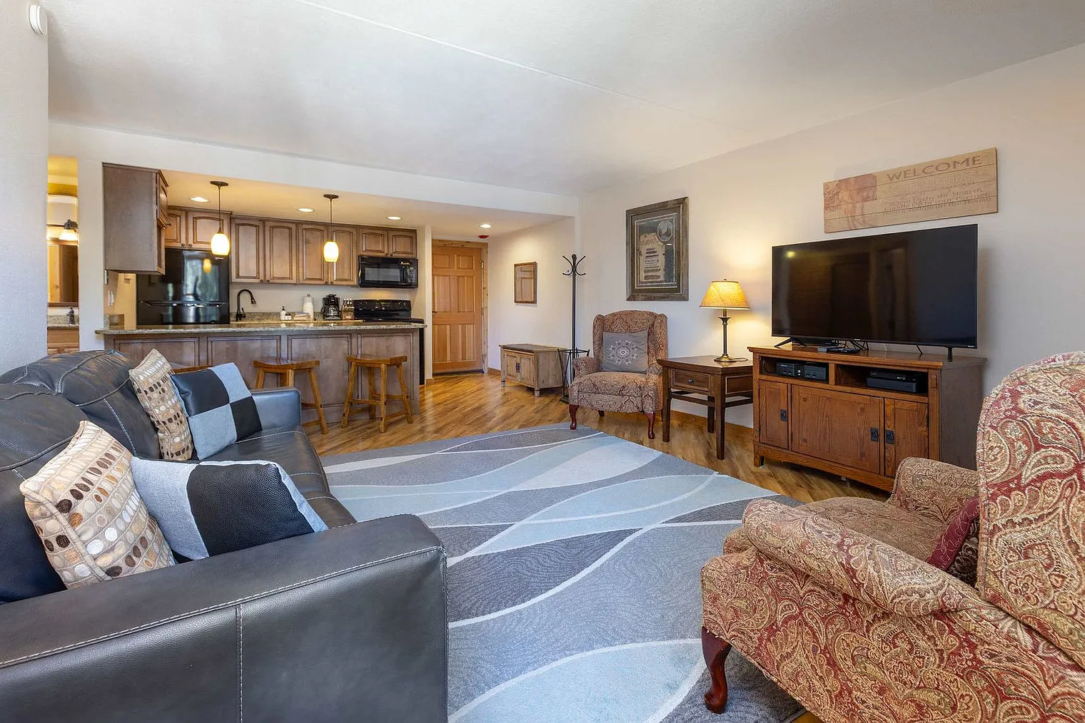 1 bed, 1.0 bath, $2,795 — Photo 3