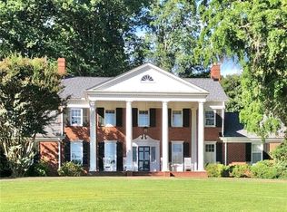 1620 Fairway Dr, Reidsville, NC 27320