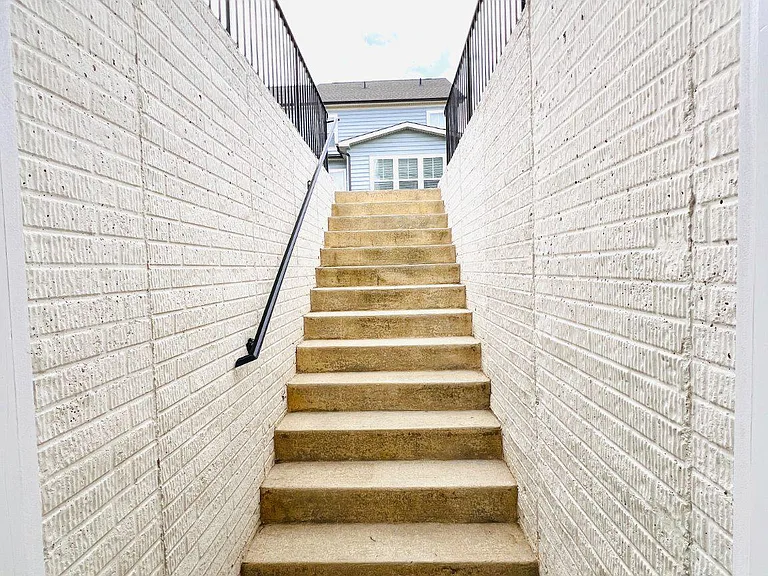 9875 Selkie Ln #BASEMENT — Photo 6