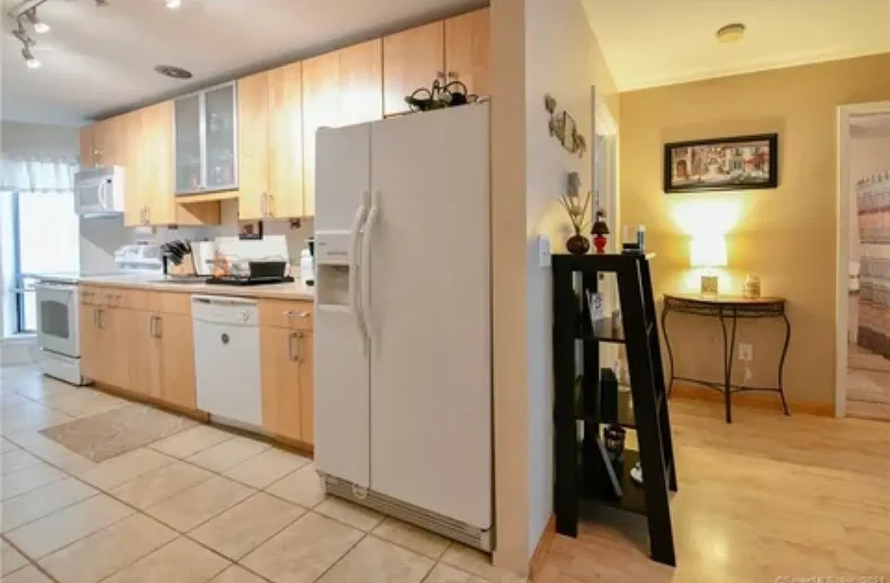 1 bed, 770 sqft, $1,695 — Photo 4