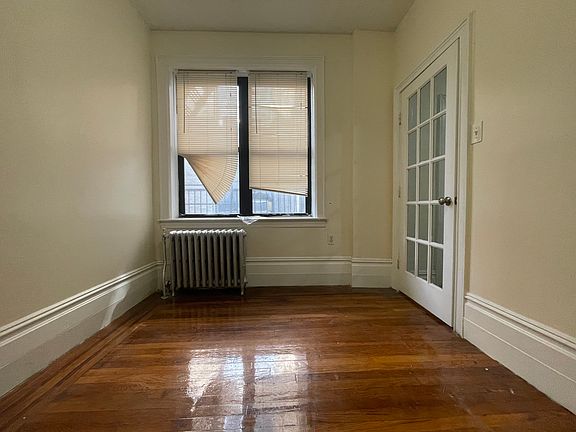 3rd image of 2802 Kennedy Blvd #325E