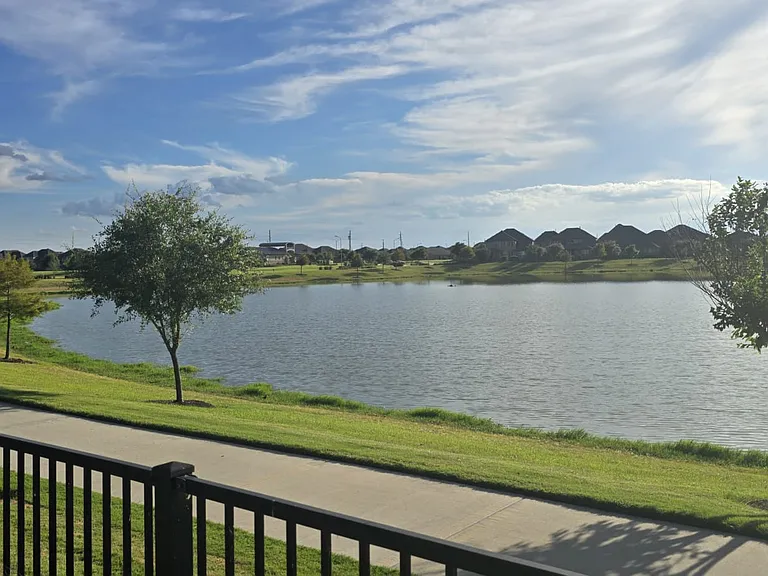 11431 Windy Cedar Ct — Photo 15