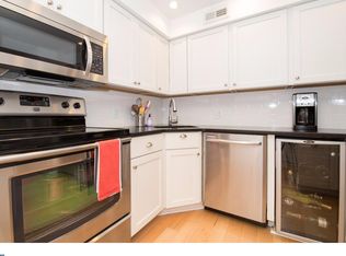 304 Lombard St REAR C, Philadelphia, PA 19147