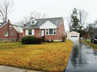 466 Valley View Rd, Springfield, PA 19064
