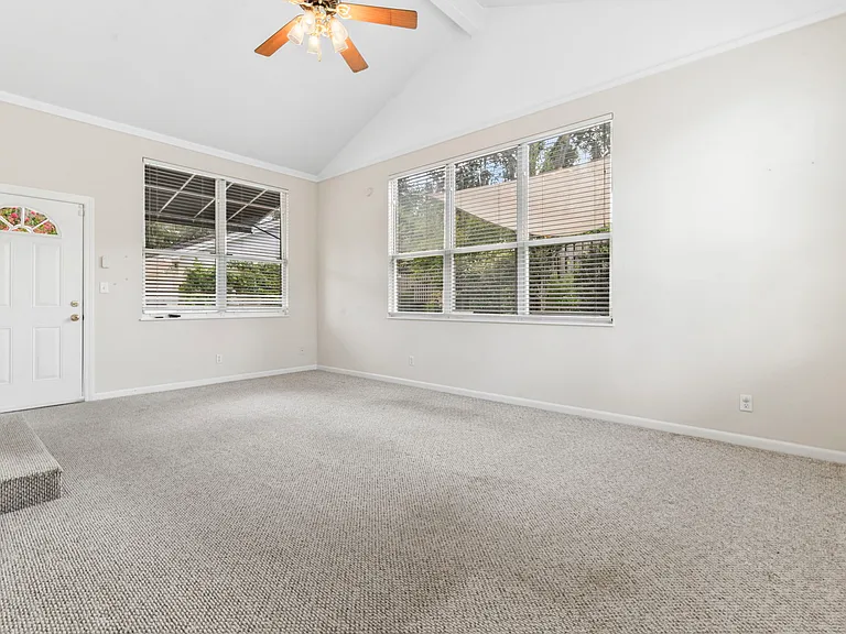1326 Pinetree Rd — Photo 28