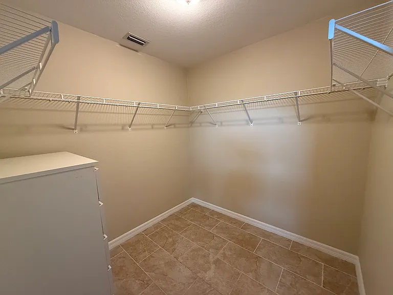 7033 Waldo Cir — Photo 15
