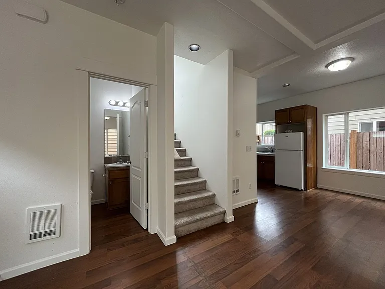 1517 SE 127th Ave #9 — Photo 17
