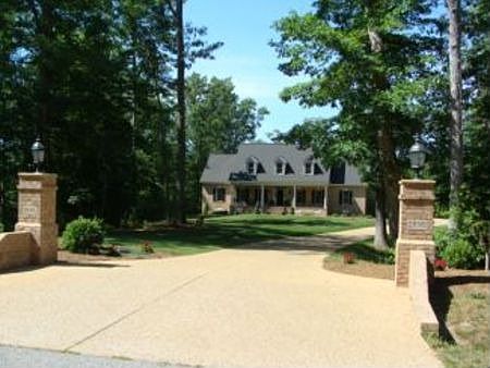 2nd image of 2616 Meadow Lake Dr