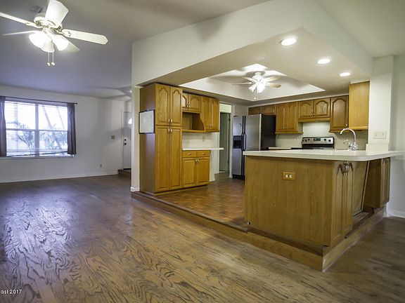 4th image of 335 Jackson Ave