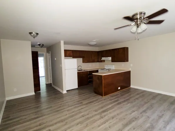 Camden Pointe Apartments