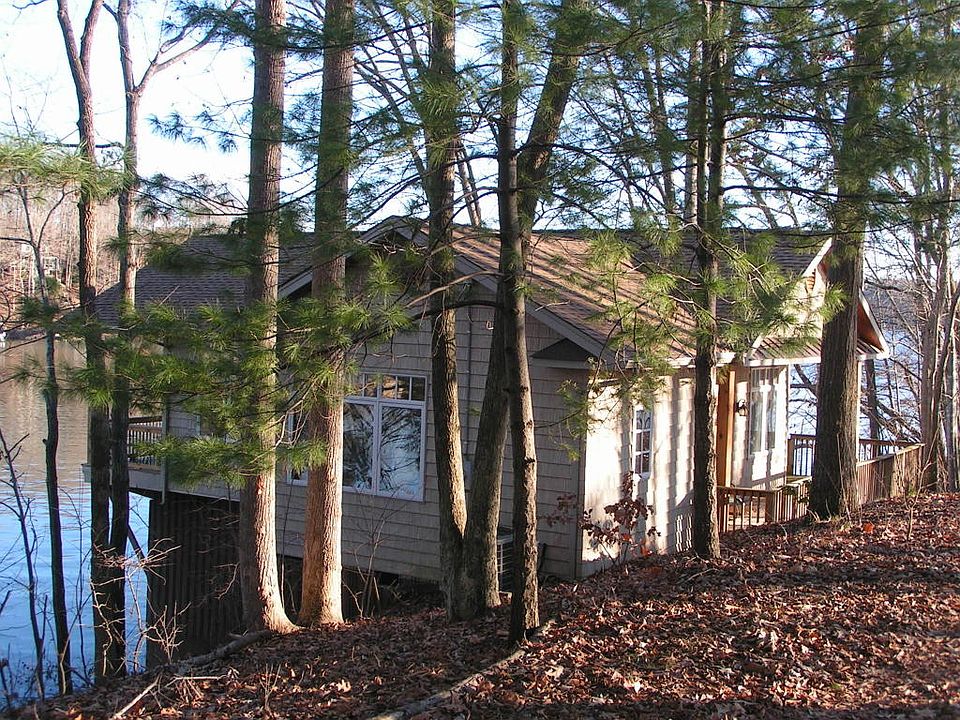 1st image of 1696 Snidow Dr