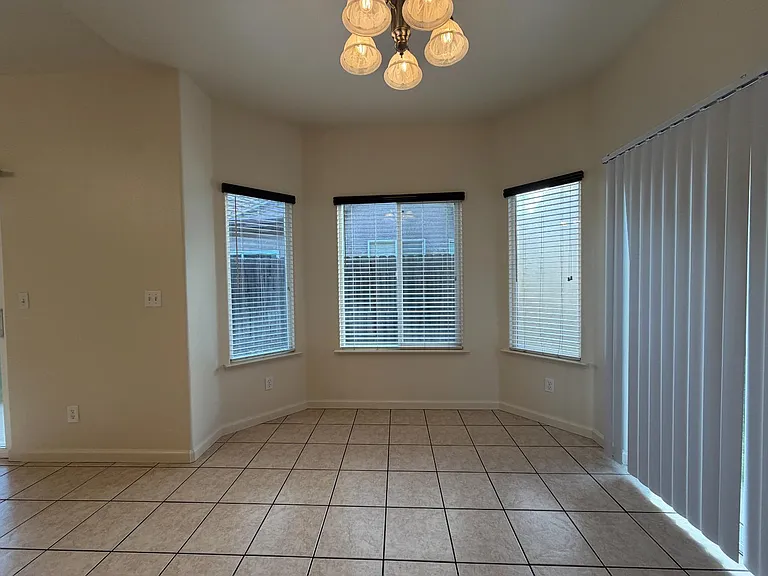 4723 W Clinton Ave #101 — Photo 8