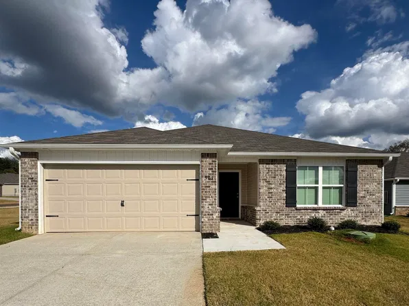 305 Spanish Moss Ct, New Market, AL 35761
