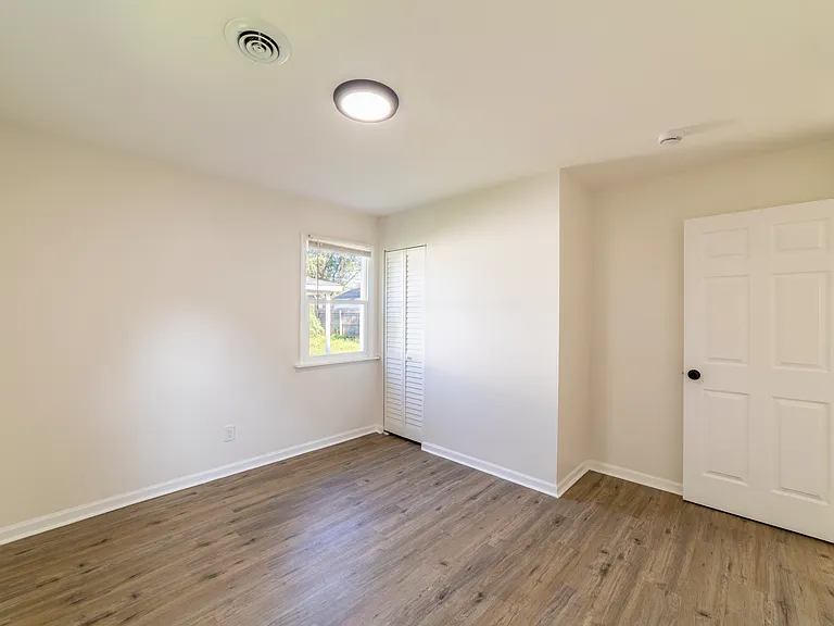 7552 Beech Ave — Photo 18