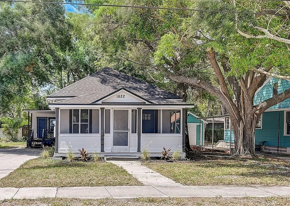 1622 Ballard Park Dr