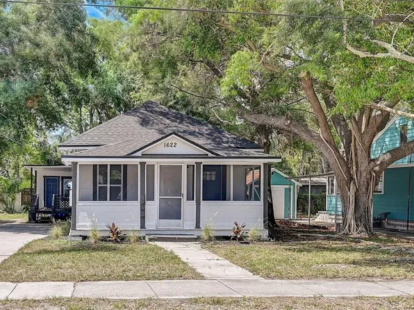 1622 Ballard Park Dr, Bradenton, FL 34205