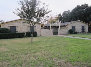 1101 Anderson St, Hearne, TX 77859