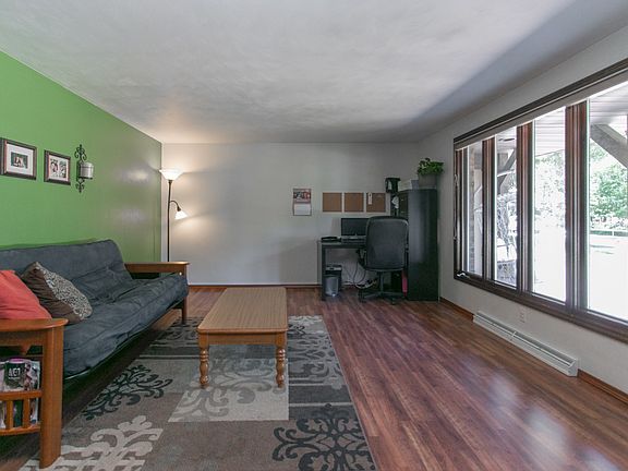 2nd image of 1157 Twilight Dr