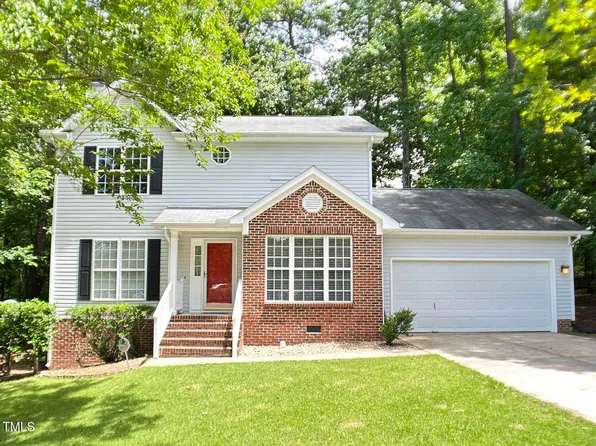 109 Elmview Dr, Cary, NC 27519