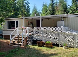 49220 Mountain View Rd, Oakridge, OR 97463