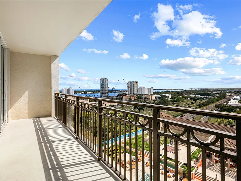 550 Okeechobee Blvd #1605 — Photo 22