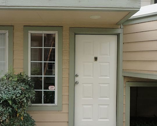 2nd image of 11150 Glenoaks Blvd Unit 123