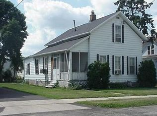 347 W 12th Ave #A, Oshkosh, WI 54902