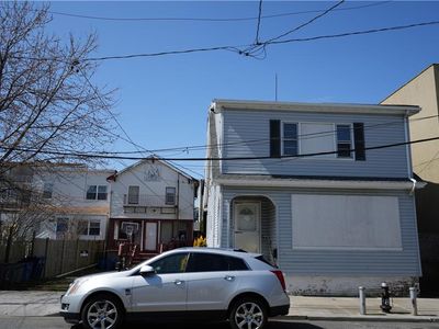 227 Beach 99th St, Rockaway Park, NY, 11694