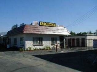 2850 W Foothill Blvd, Rialto, CA 92376