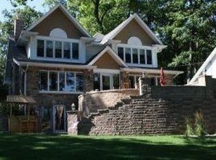 N23W28806 Louis Ave, Pewaukee, WI 53072