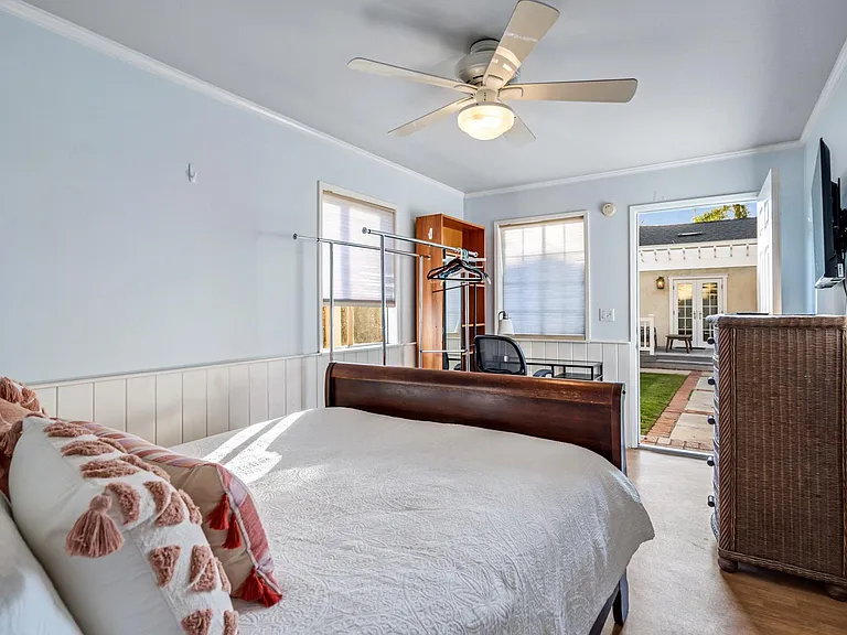 423 Pomona Ave — Photo 33