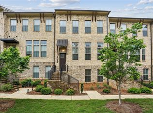 631 Avondale Creek Dr, Decatur, GA 30032